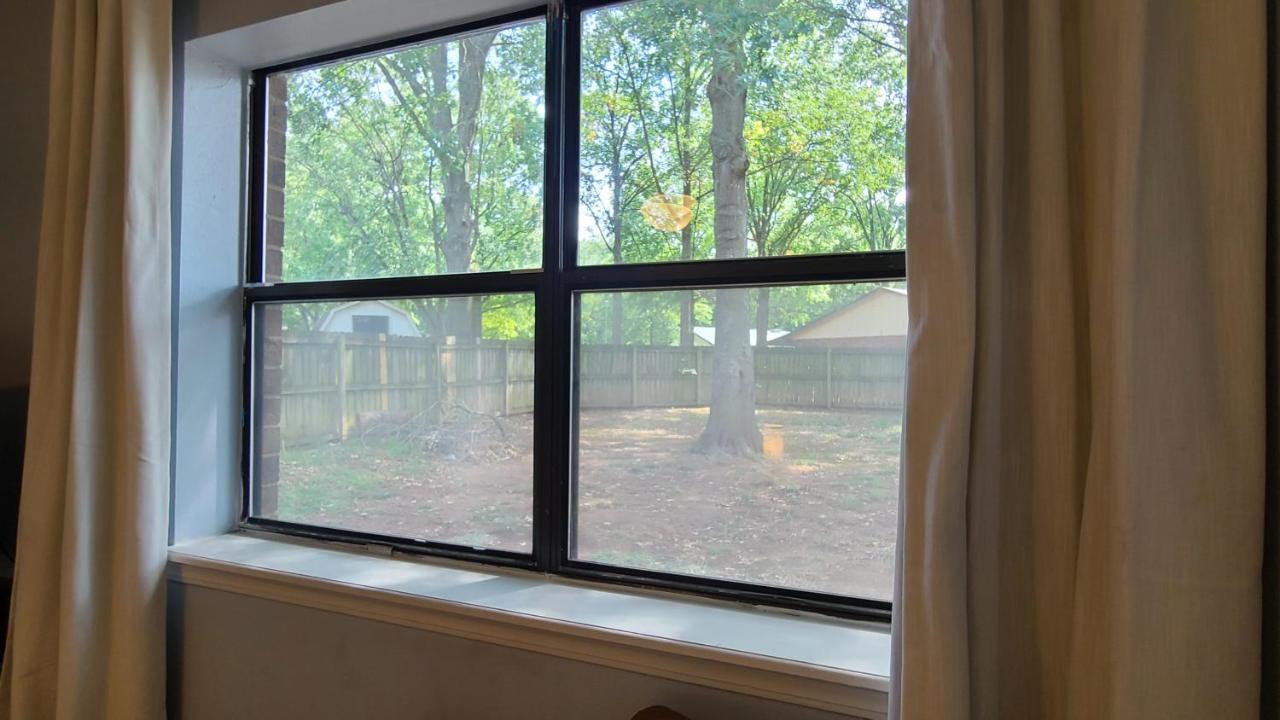 Centrally Located In Rogers And Bentonville! -Private Rooms Εξωτερικό φωτογραφία