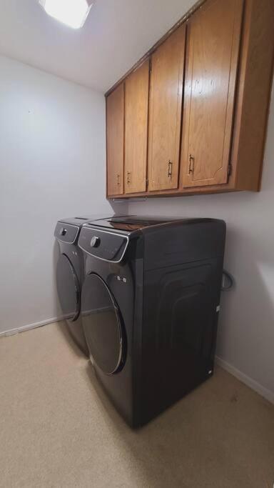 Centrally Located In Rogers And Bentonville! -Private Rooms Εξωτερικό φωτογραφία