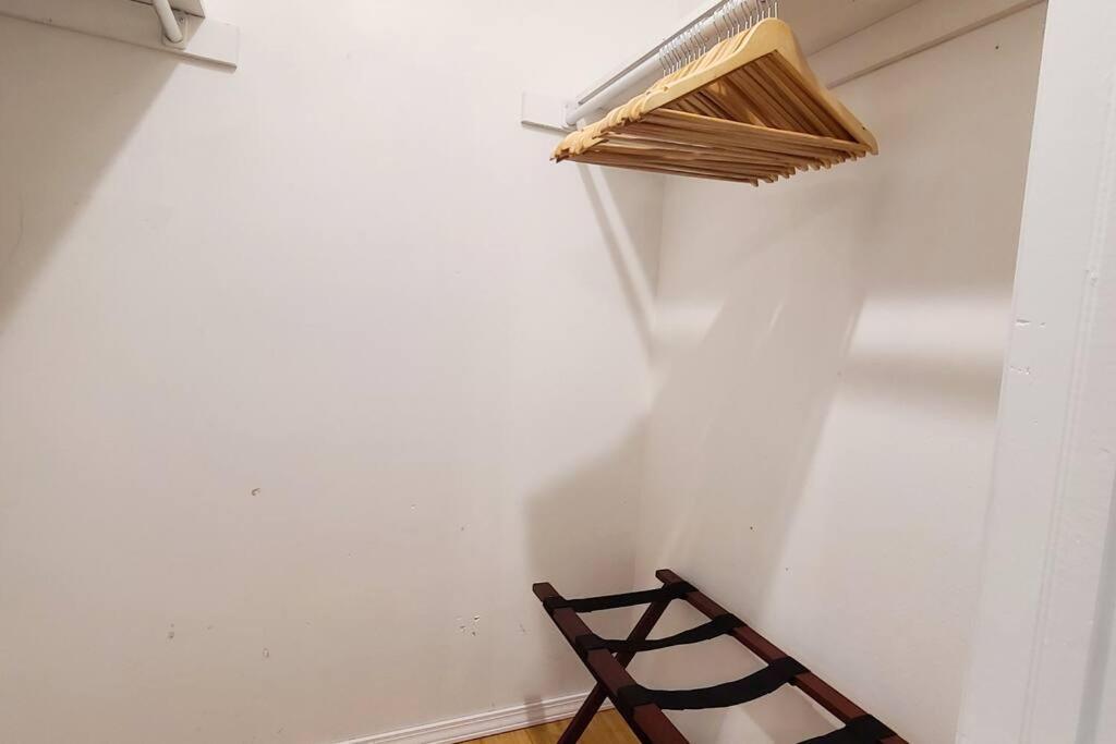 Centrally Located In Rogers And Bentonville! -Private Rooms Εξωτερικό φωτογραφία