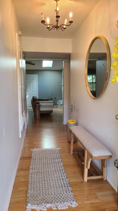 Centrally Located In Rogers And Bentonville! -Private Rooms Εξωτερικό φωτογραφία