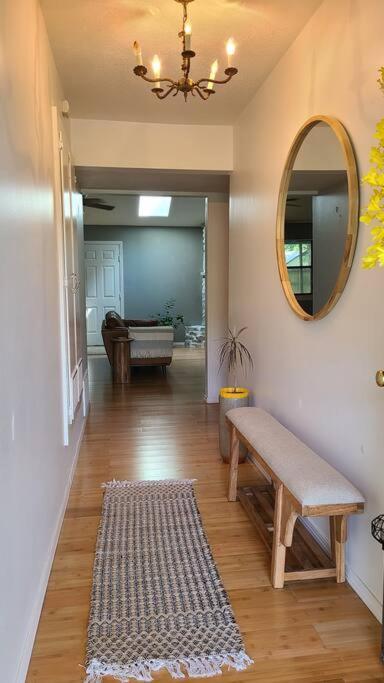 Centrally Located In Rogers And Bentonville! -Private Rooms Εξωτερικό φωτογραφία